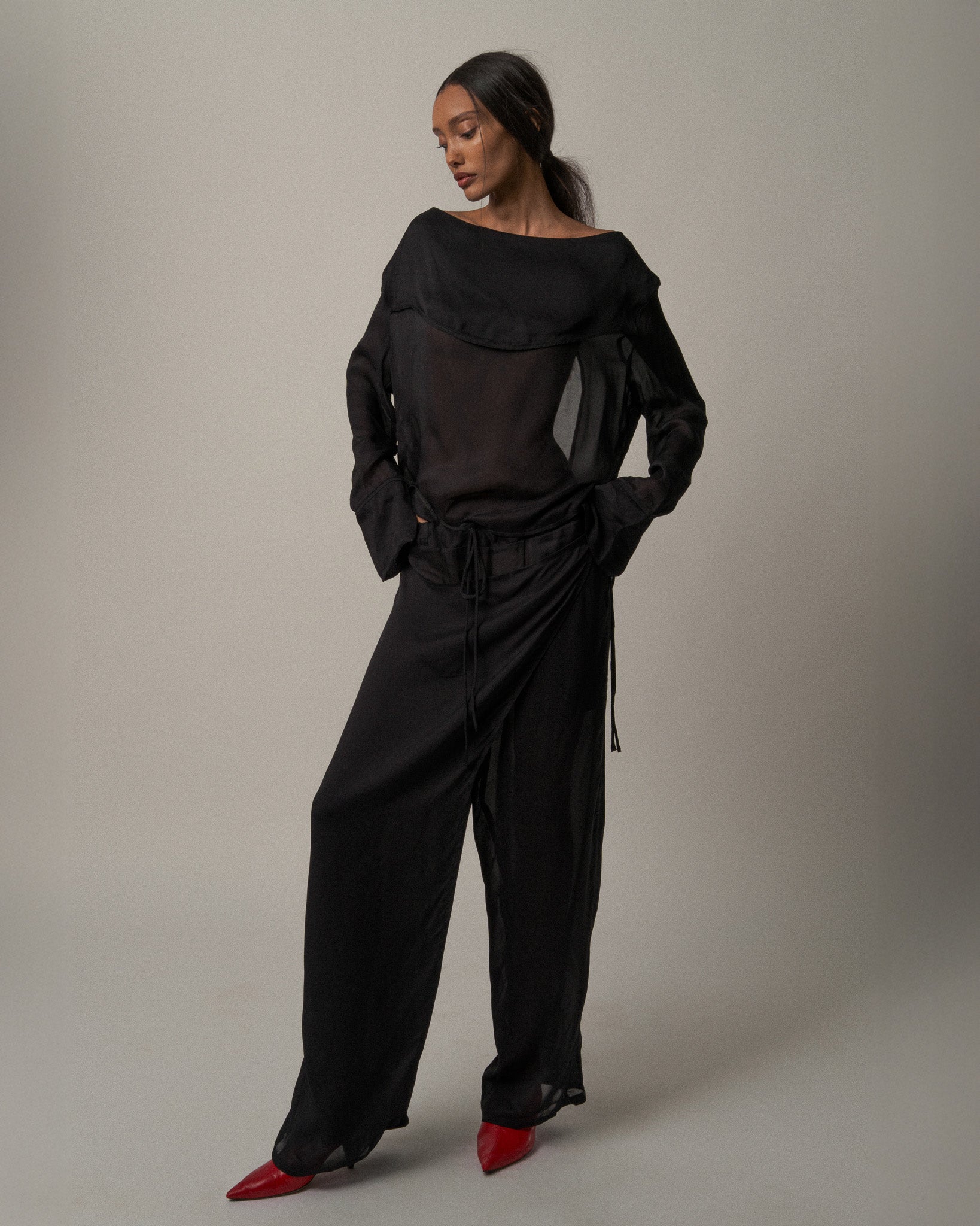 Carregar imagem no visualizador da galeria, Audrey - Skirt Trouser Black Transparency