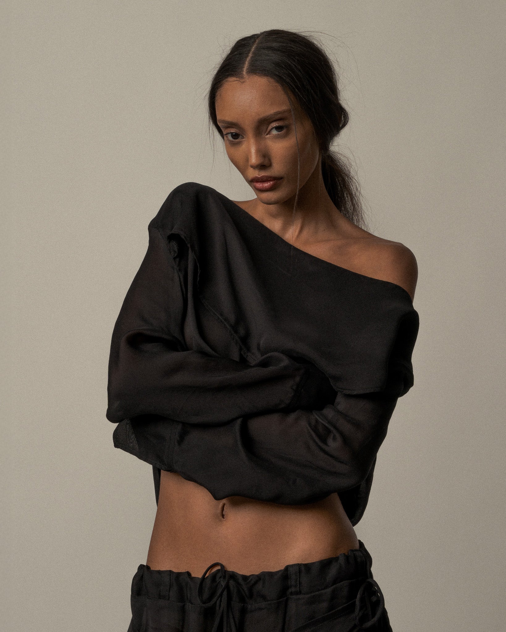 Carregar imagem no visualizador da galeria, Charlotte Top - Black with Transparency