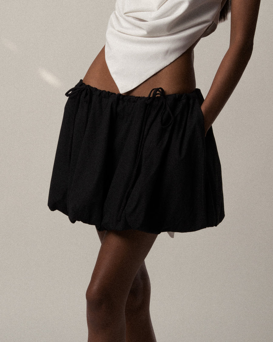 Carregar imagem no visualizador da galeria, Rose Skirt - Black