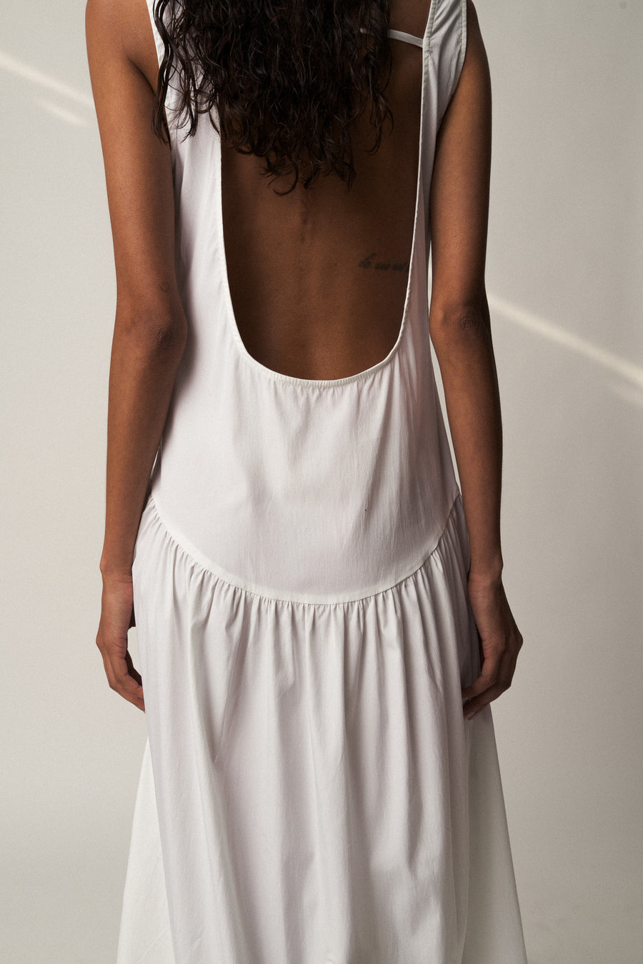 Carregar imagem no visualizador da galeria, Agnes Dress - White