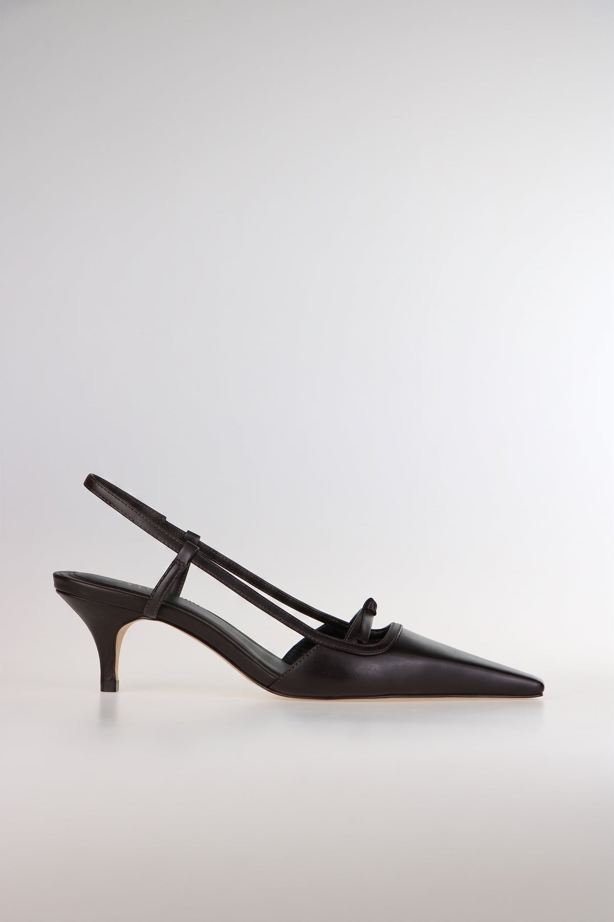 Mary Pump Brown